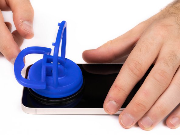 Apply your suction cup to the bottom edge of your phone. Don't place it too far down though, avoid putting it at the very edge of the glass. If you don't have a suction cup, you can purchase yours here.