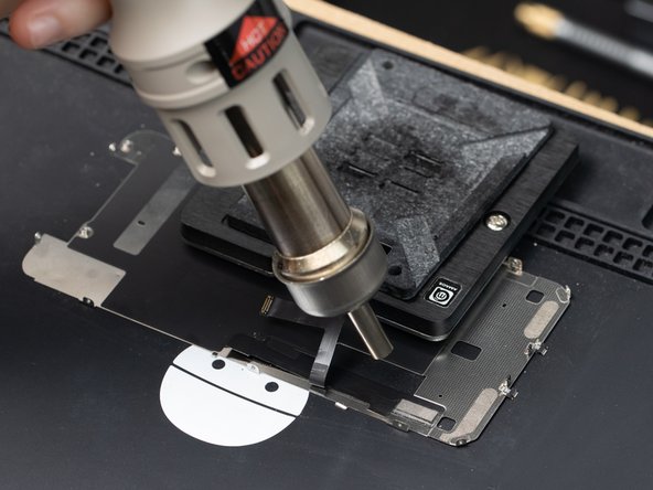 Heat around the IC for up to 5 seconds.