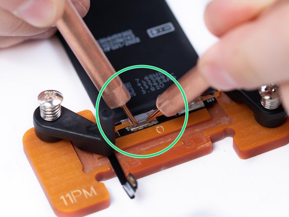 This is an example of how to hold the probes on the plates.