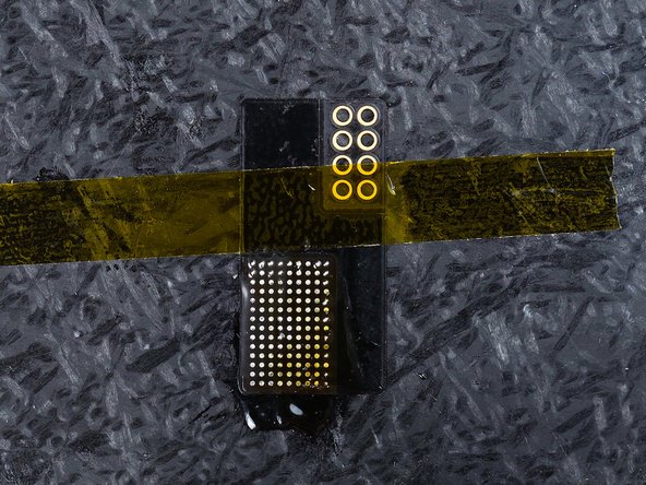 If your solder wick gets stuck that means the heat transfer from the soldering iron to the wick is not enough to melt the solder which means the solder we've melted onto to the wick is now getting stuck to the solder still on the flex.