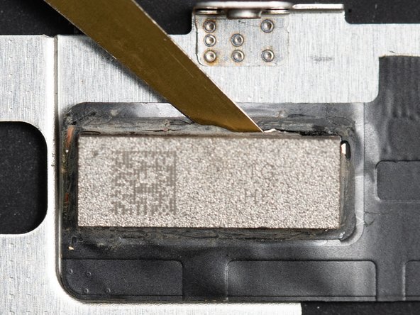 The best motion for prying the IC off is a side to side motion with your qianli cleaner tool.