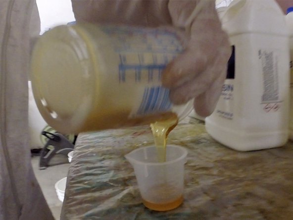 Dispense 5 parts 5:1 Epoxy Resin and 1 part 5:1 Slow Hardener into a clean mixing cup, and stir thoroughly.