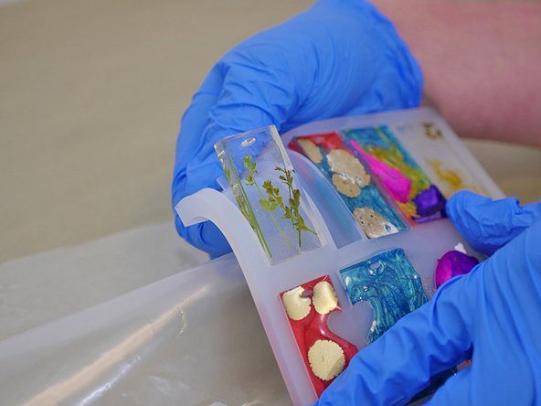 IMPORTANT: Wait about 24 hours for the epoxy to cure completely.