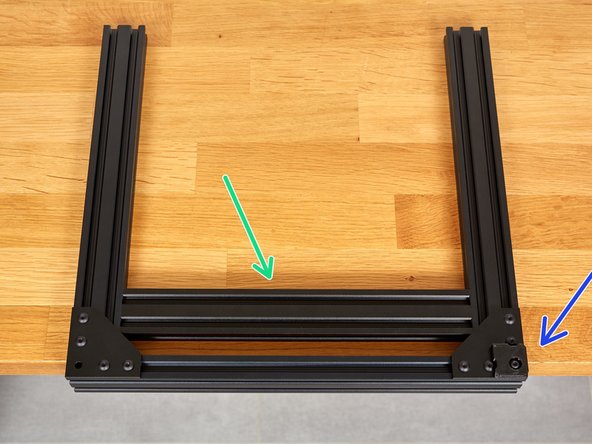 Take the smallest extrusions of those remaining. It is 290mm long. It will be used as a reference, to ensure that parts are correctly spaced.
