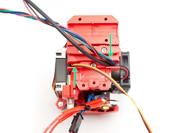 Attach the Hemera fan with the self tapping screws provided with your Hemera.