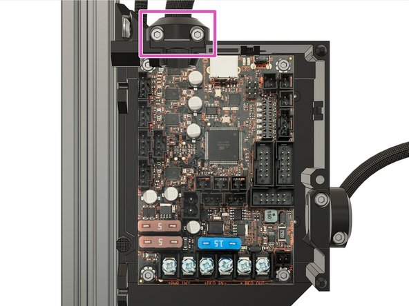 Before installing the extruder cables, twist the textile sleeve (not the cables) a turn or two.