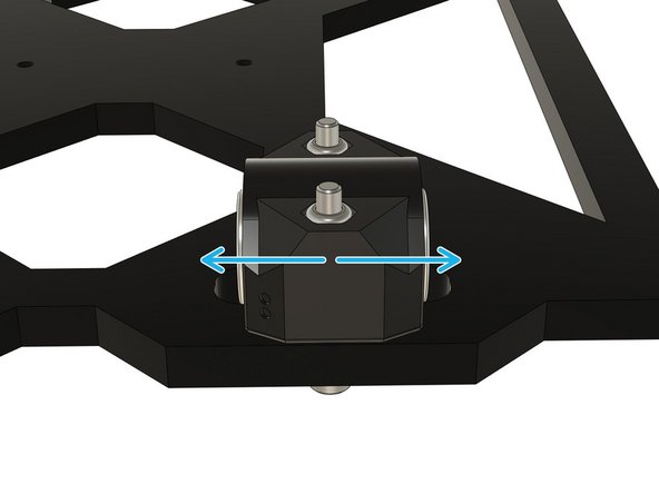 Start tightening evenly, incrementally and in turn. the M3x25 screws. While tightening, test if the bearing can rotate in the directions shown by the red arrows. When it no longer moves, in this direction, stop tightening immediately.