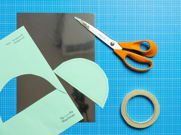 You can now decorate your Flutter By device. In the example shown here, we are highlighting the PIR sensor by applying poster paint to the tub with a brush.