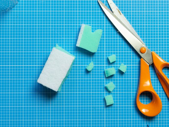 You can also use a  bath sponge or any light material that will flutter quietly. The movement will change depending on the weight of the material: the lighter it is, the more the bits will jump and twist. Try small bits of paper or even popcorn!