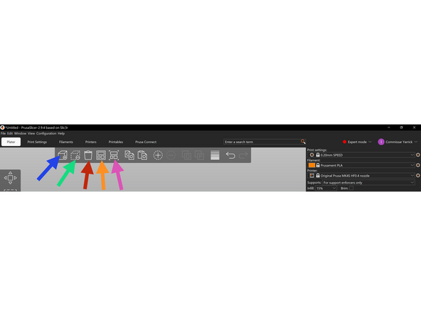 The top tool bar focuses on manipulating multiple objects on the build plate.