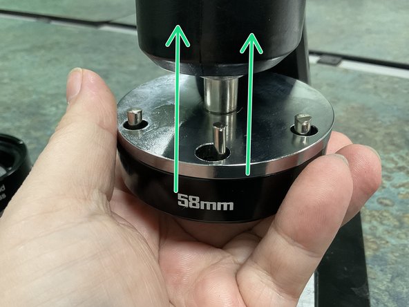 Note there is a protuberance on the shaft of the top mold.  This protuberance should be toward the back of the press.
