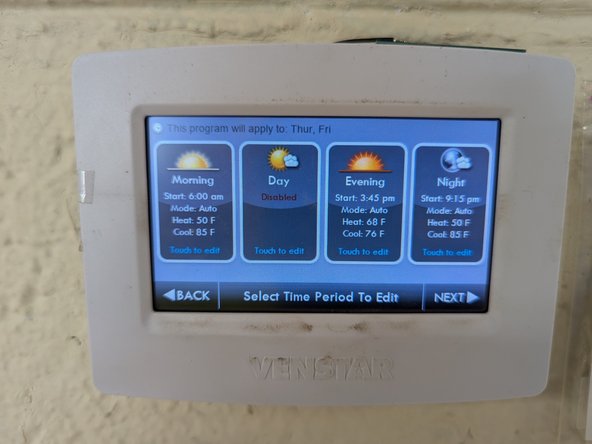 The initial default settings are shown for Mon-Wed, Thu and Fri, Sat and Sun.