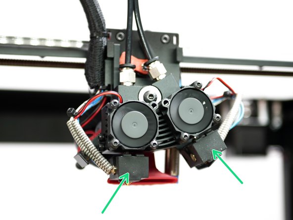 Fix the silicone covers over the hotends.