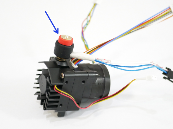 For the REVO edition of the extruder, you don't need any thermal paste and the nozzle can just be screwed directly into the extruder body.
