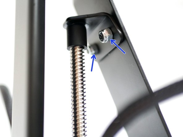 Make sure that it is pressing on top of the lead screw cap when secured.