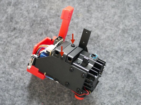 Check that the docking lug is secure to the bracket.