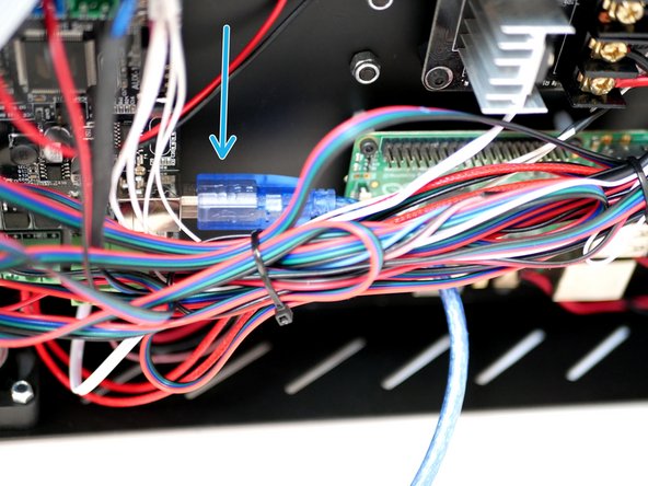 Connect the AXIS to your PC via the usb cable.