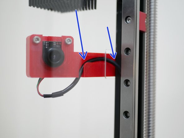 Connect the USB camera cable to the camera module as shown.