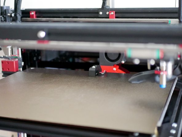 Place the flexplate back onto the platform in front of the probe as shown.