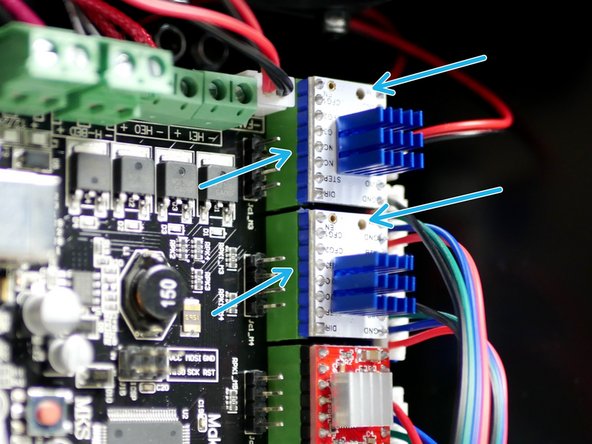 Orient the fins of the heatsink as shown.