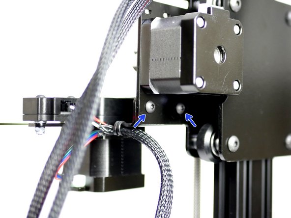 Fix the Extruder Assembly onto the Z-Carriage
