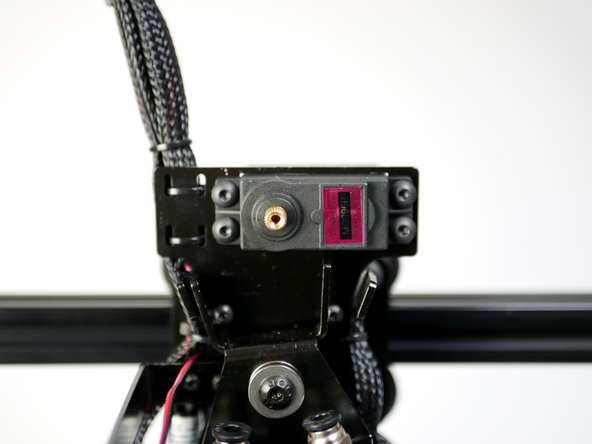 Make sure the arm is not attached to the servo.