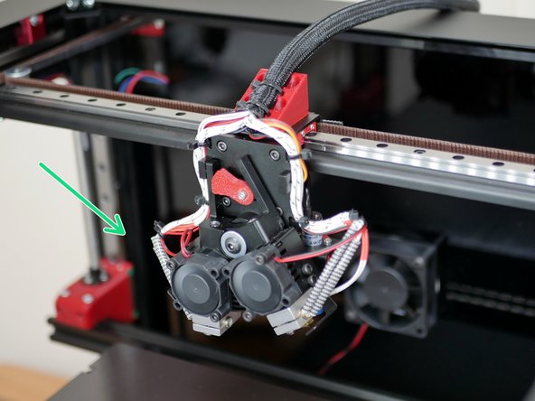Use the T0 and T1 macro to check that the switching hotend is working properly.