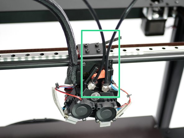 Fix the tubing to the DSH hotend.