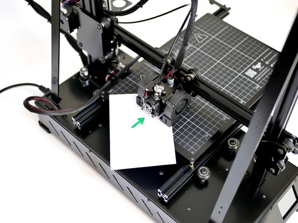 Turn the screw anti-clockwise to raise that corner of the platform.