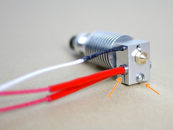 Dual Extrusion: For the second hotend make sure the cables are on the right hand side.