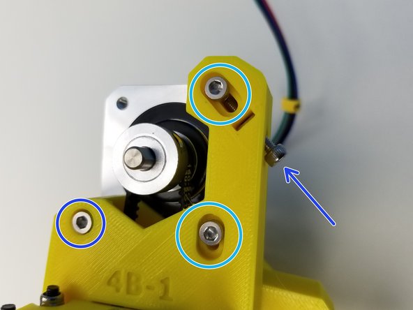 set the motor position so that its cables output side is facing towards the Elbow Tail Housing