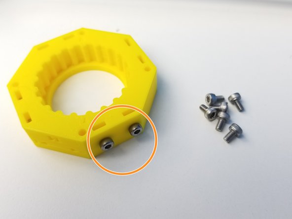 Use M3x5mm Screws to hold these square nuts