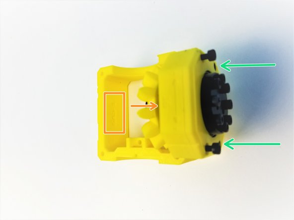 Insert 6701 Bearing of the Hand Gearbox into the small bearing insert of the 6Aa Picasso Box