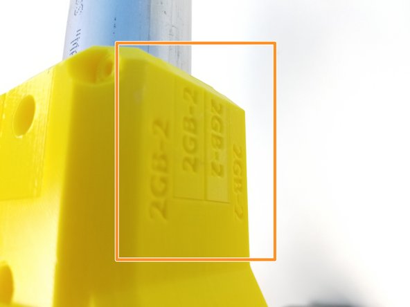 Align the Shoulder Top Cap as shown in the picutre