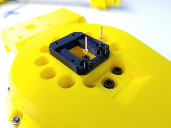 Rotate the motor body so the cable is pointing towards the bottom and secure the position using M5x20mm Screws