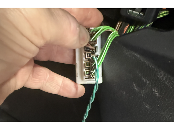 If using PSMJRG for high idle, option must be programmed using the supplied green and green/white CAN harness and the PSMJRG module