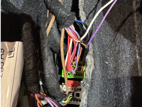 CAN Low is orange/brown