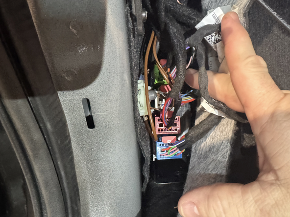 CAN High is purple or blue