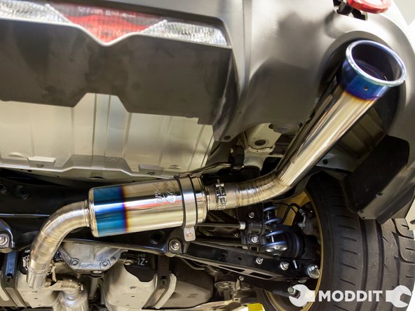 Once everything is nice and tight, feel free to wipe down the exhaust with alcohol or brake cleaner to clean it from oil spills and other contaminants.