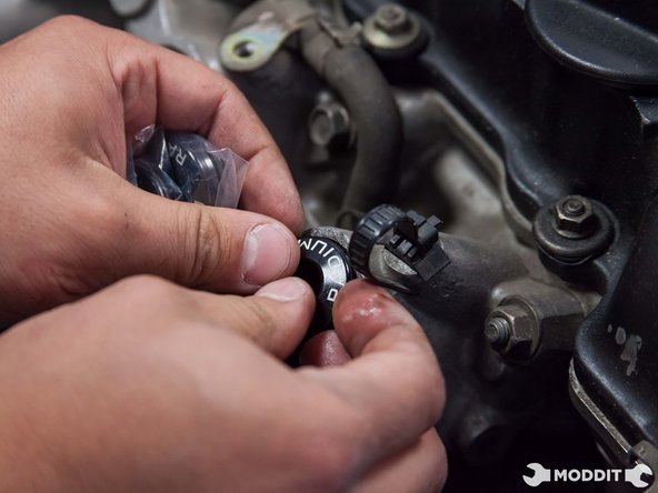 New motor oil will work just fine.