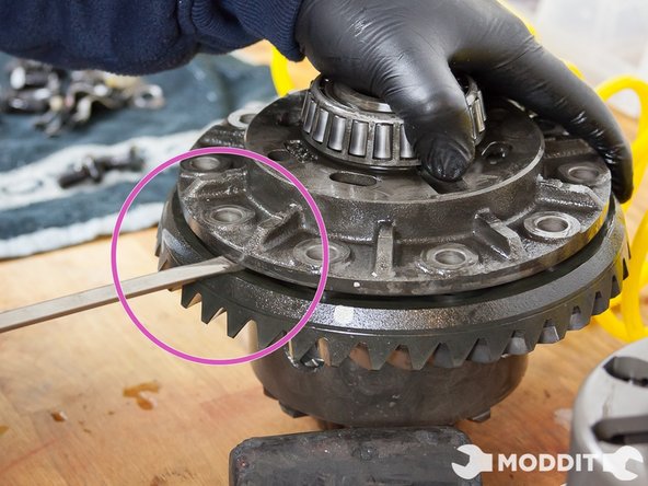 Begin by removing the bolts you screwed back on to help you remove the Diff' from the pumpkin. Once all out you can proceed to the next step.