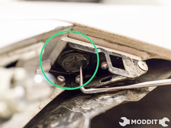 After removing the side markers, a hidden plastic clip that needs to be removed will appear just above where the bulb was.