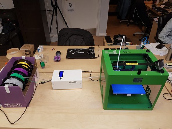 During prints, the buffer will expand and contract; the magnet will move back and forth. The magnet will hover around 15 cm away from Palette, and will periodically return to Palette before being pushed back out again.