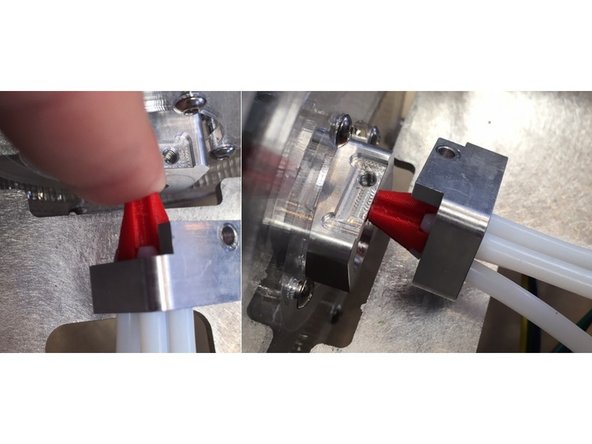 Detach the merger by removing the screw securing Palette+'s clamshell to the cutter.