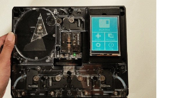 Test that the screen is working. Connect the unit to its power supply and plug into a wall outlet. Turn on the unit to see if the screen works. If you find that the screen is not turning on, turn the unit off and unplug from its power supply. Try repeating steps 3 and 4 to make sure that the cable is properly seated on the connector.