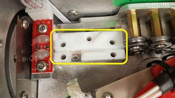 Unplug Palette and use the 2.0 mm hex key provided in the Palette Tool Kit to remove the 4 screws on Palette's top cover.