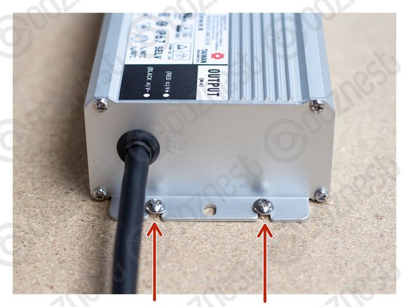 The mains cable provided is 2.5m.