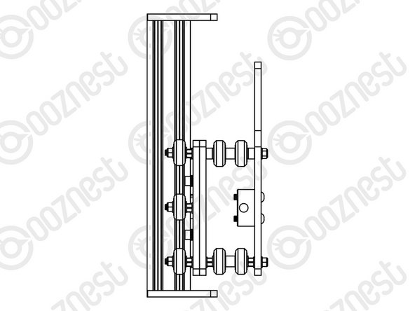 Tighten the bolts fully.