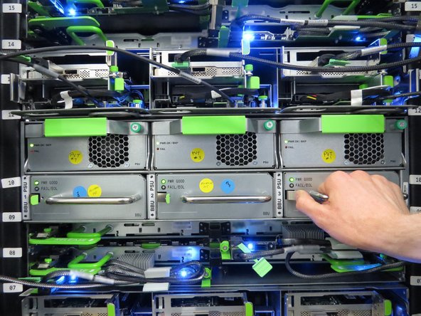 Remove all PSUsand BBUs.