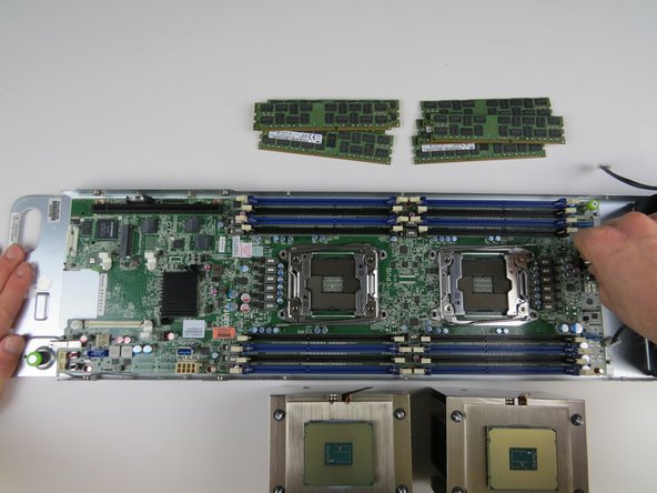 Tighten (1) thumbscrew.